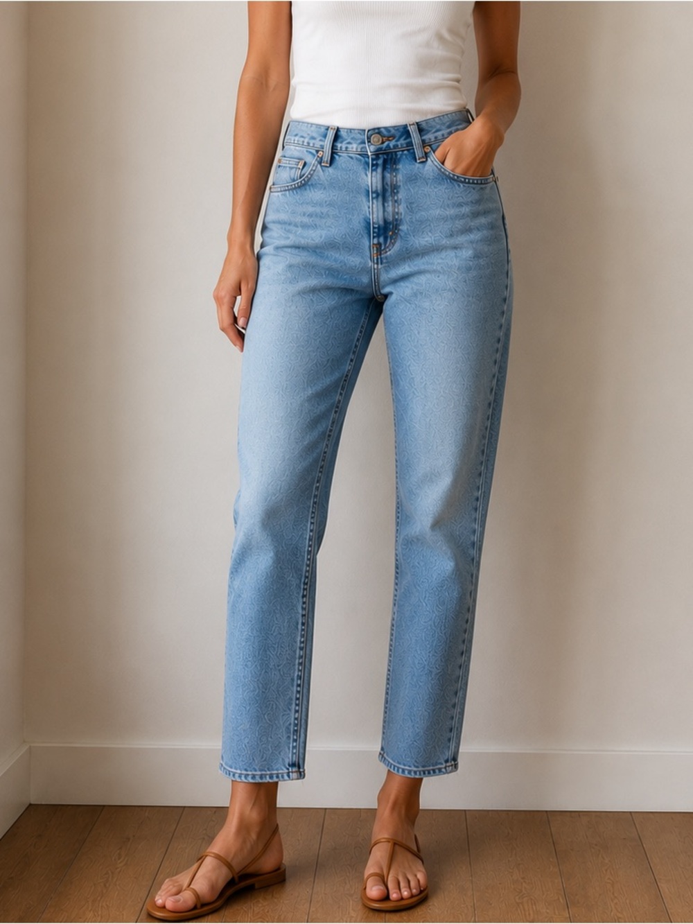 Eddie Bauer Vintage High Rise Mom Jeans Women’s Size 4 Light Wash Tapered Denim